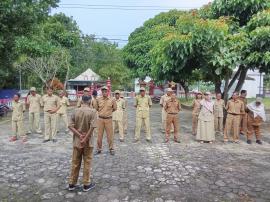 Kedisiplinan Perangkat Kalurahan Jatiayu Terpelihara Melalui Apel Rutin Senin Pagi
